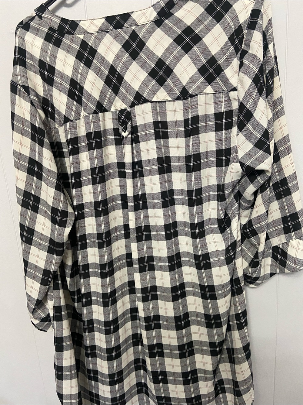 torrid Harper Black & Cream Plaid Button-Up Shirt - Picture 8 of 8